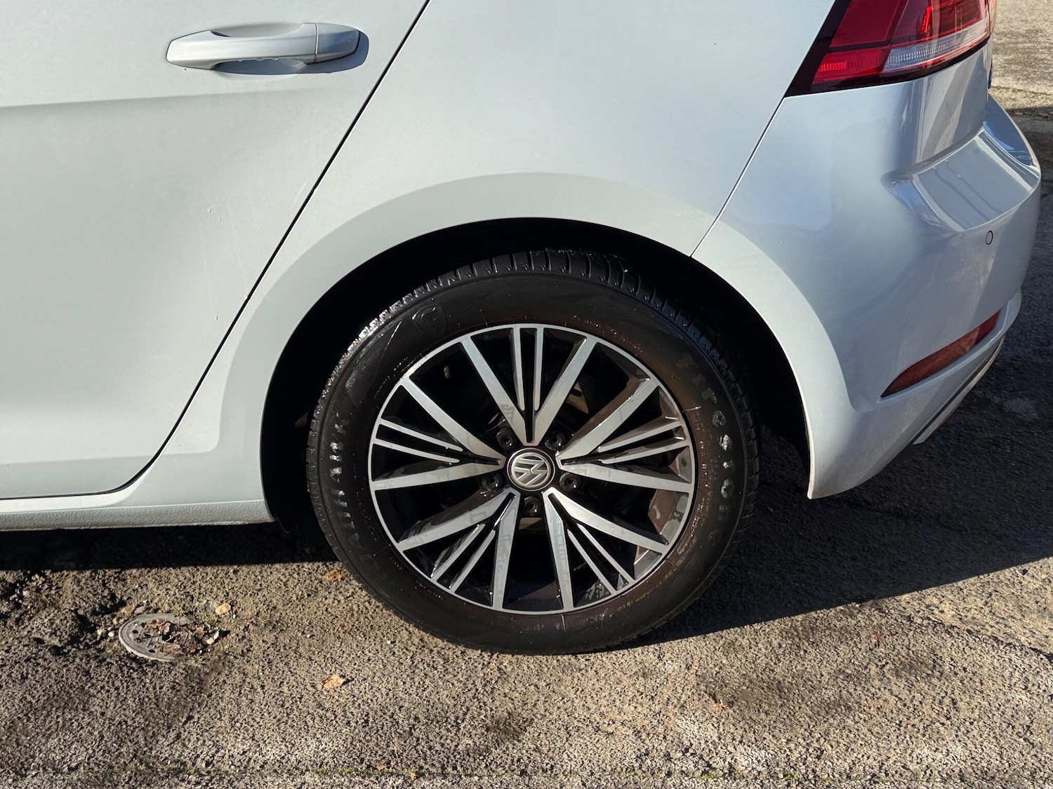 Used Volkswagen Golf 2017 for sale - 76613337: Photo 11