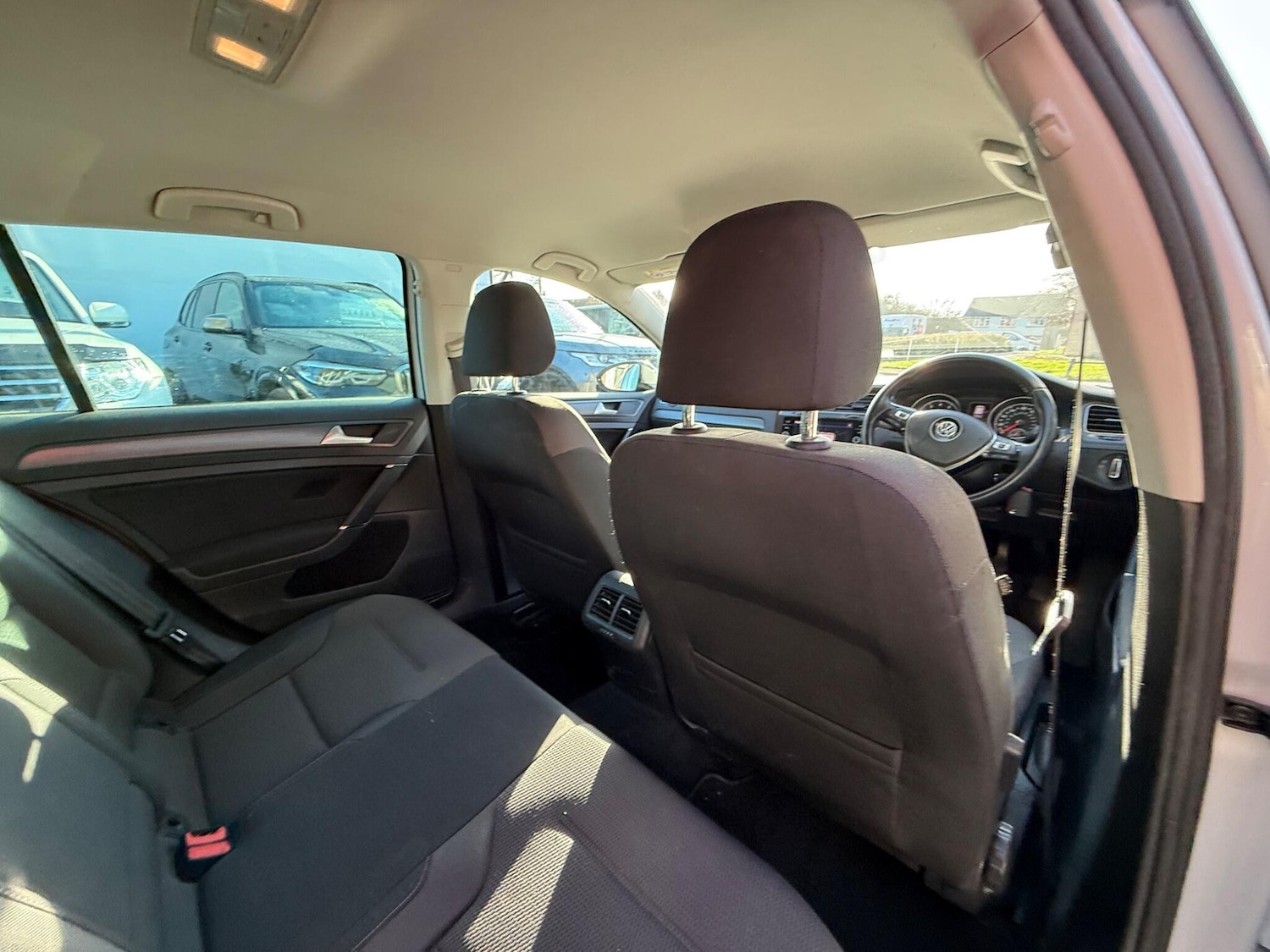 Used Volkswagen Golf 2017 for sale - 76613337: Photo 16