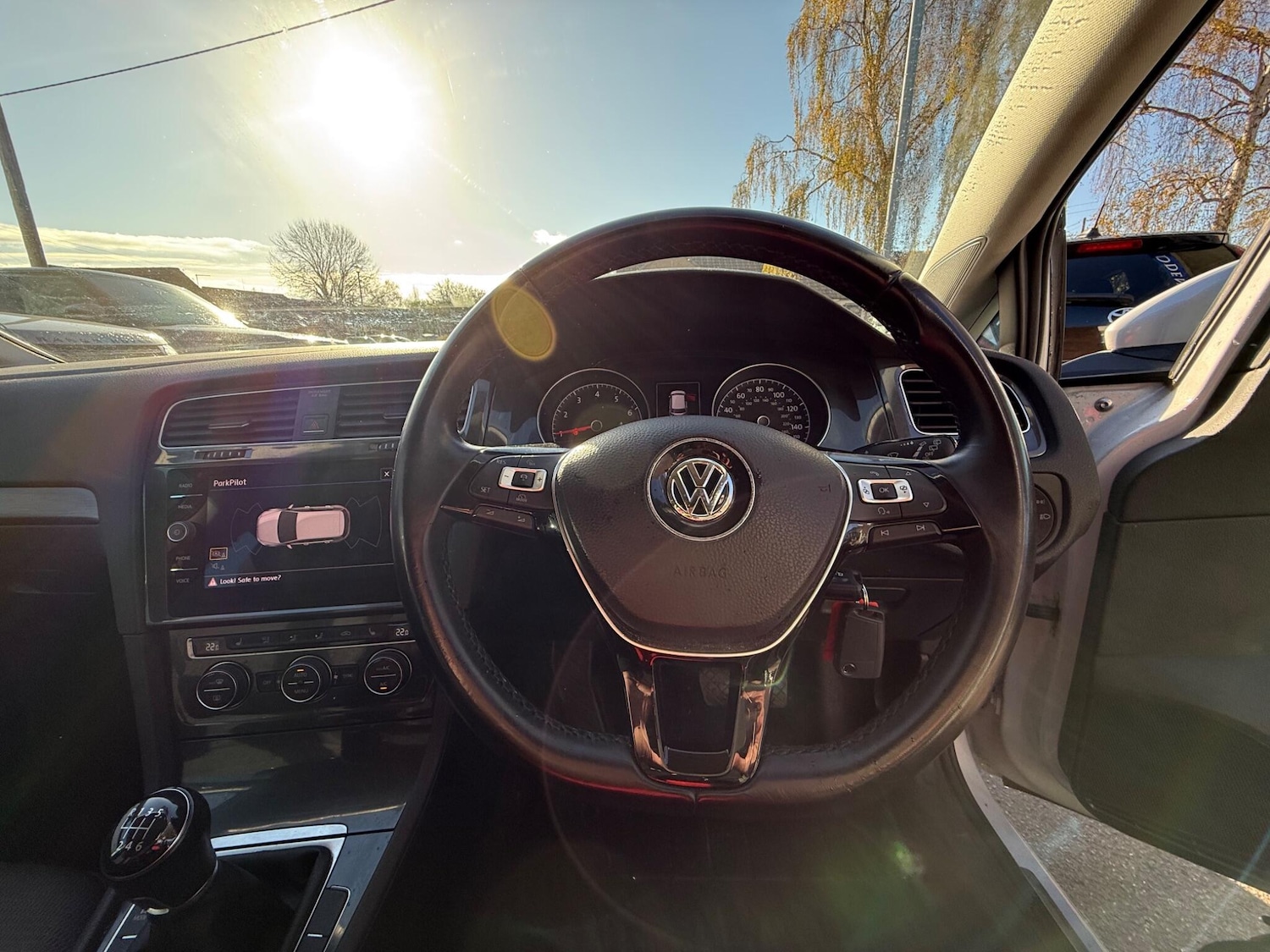 Used Volkswagen Golf 2017 for sale - 76613337: Photo 19
