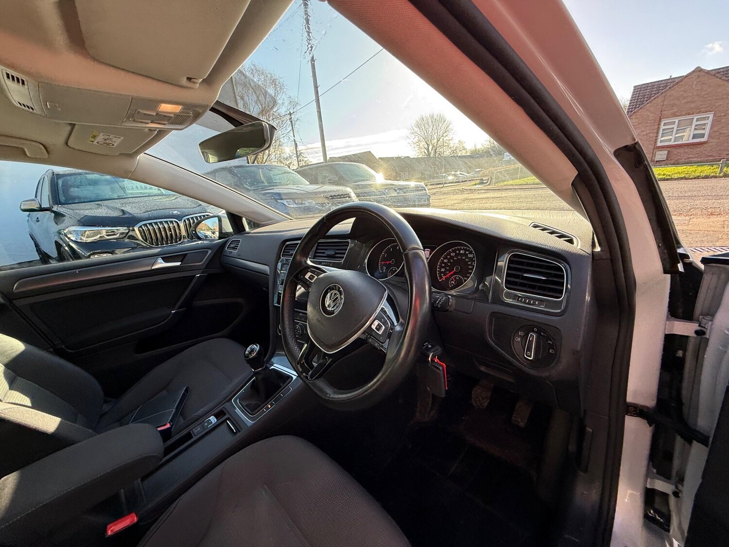 Used Volkswagen Golf 2017 for sale - 76613337: Photo 20