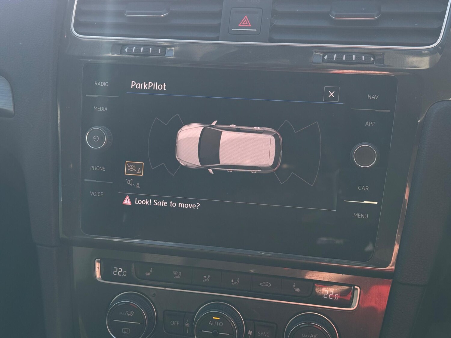 Used Volkswagen Golf 2017 for sale - 76613337: Photo 25