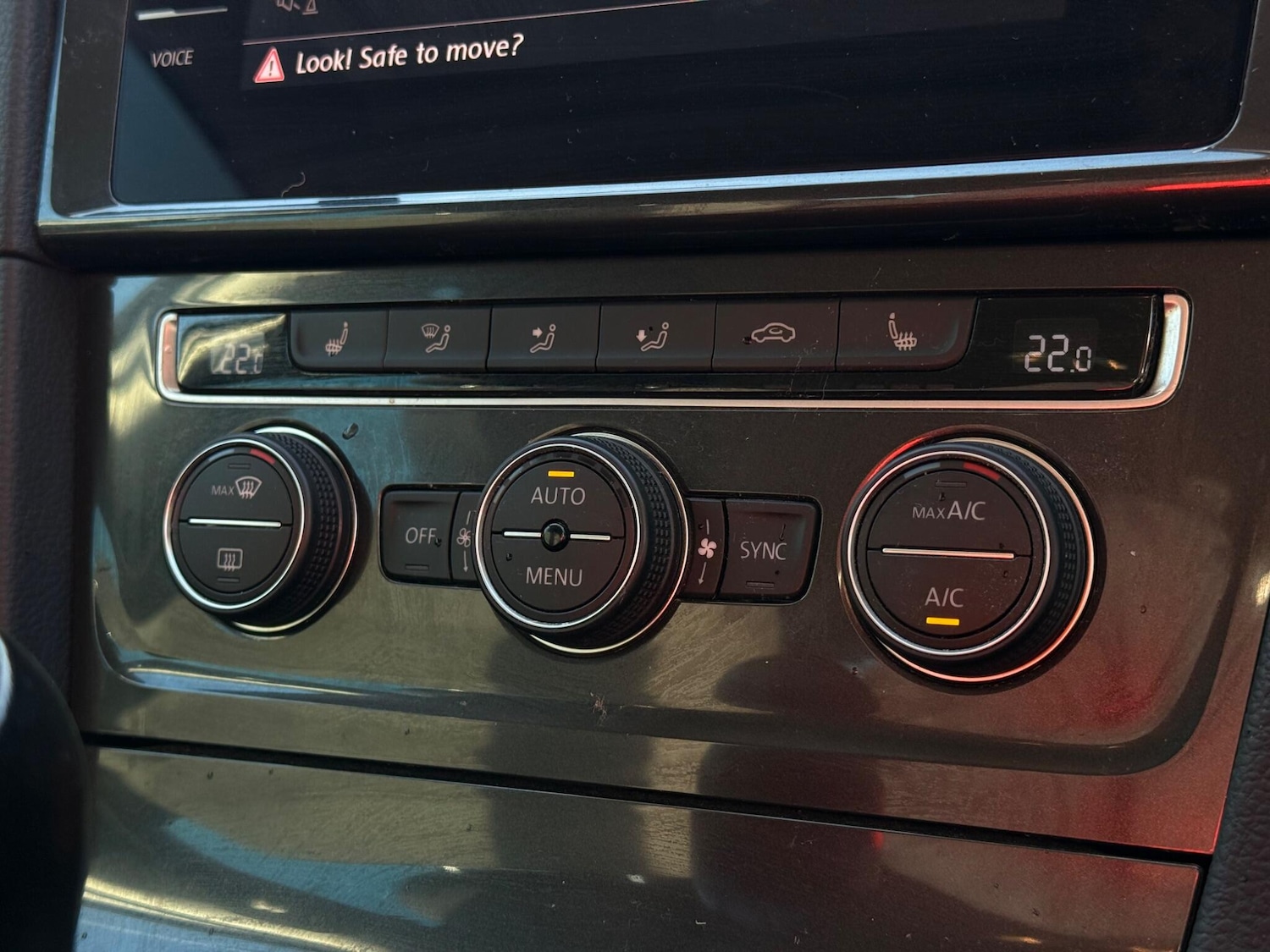 Used Volkswagen Golf 2017 for sale - 76613337: Photo 26