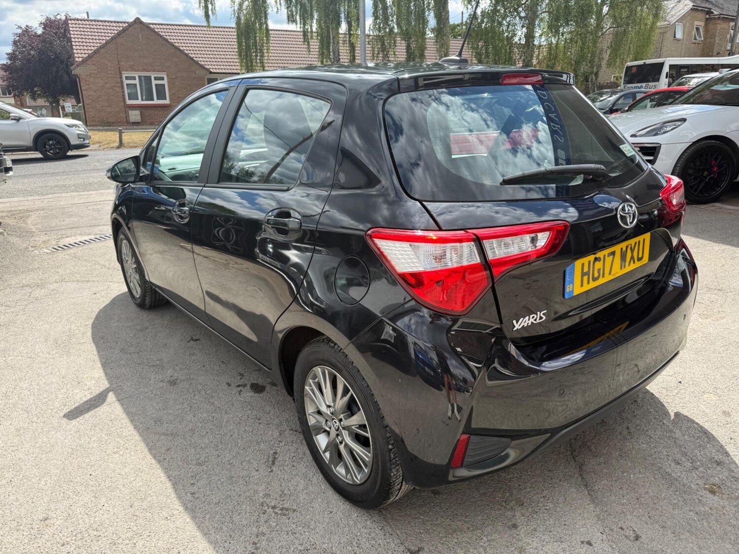 Used Toyota Yaris for sale - 77191834: Photo 11
