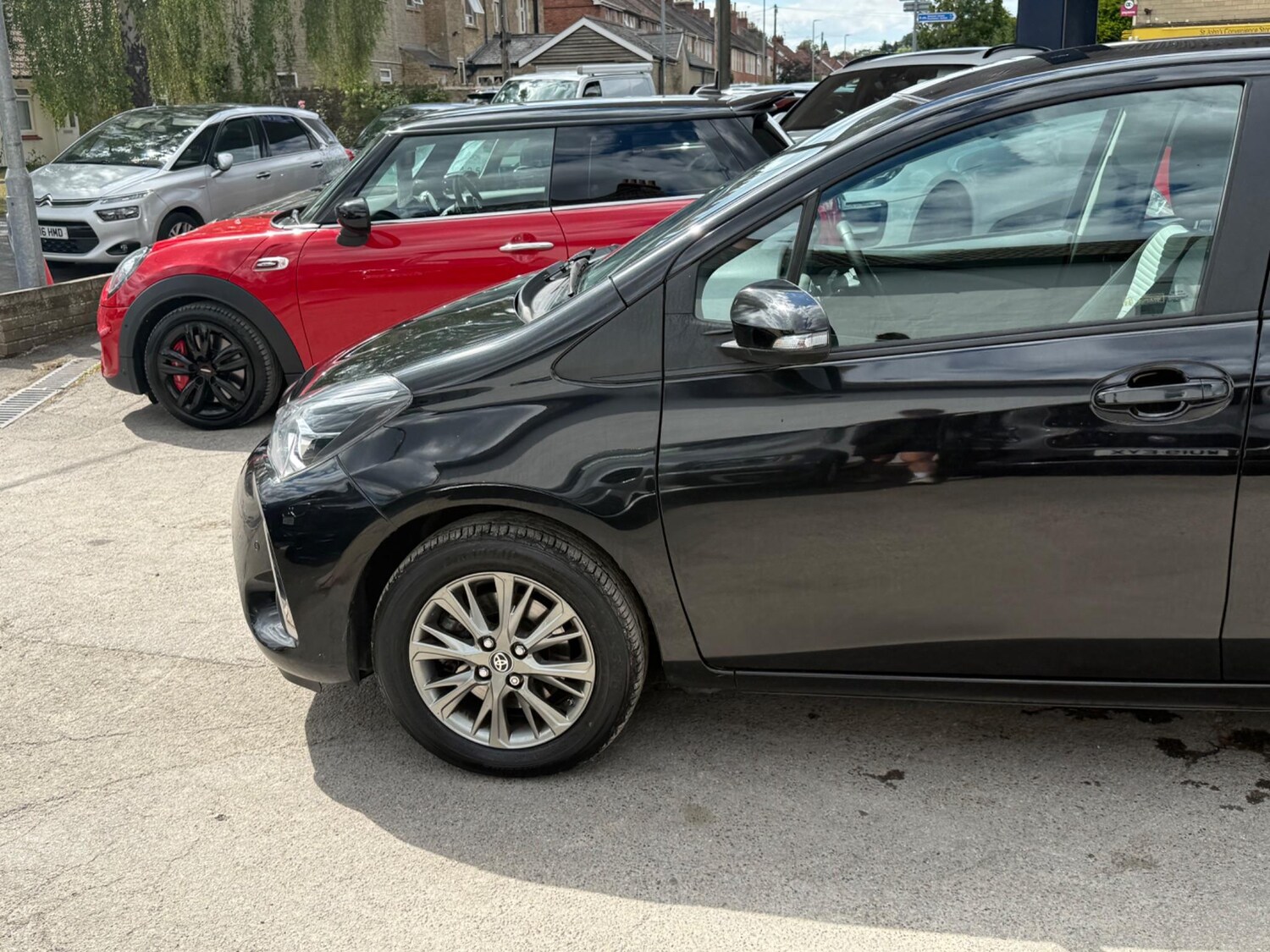 Used Toyota Yaris for sale - 77191834: Photo 13