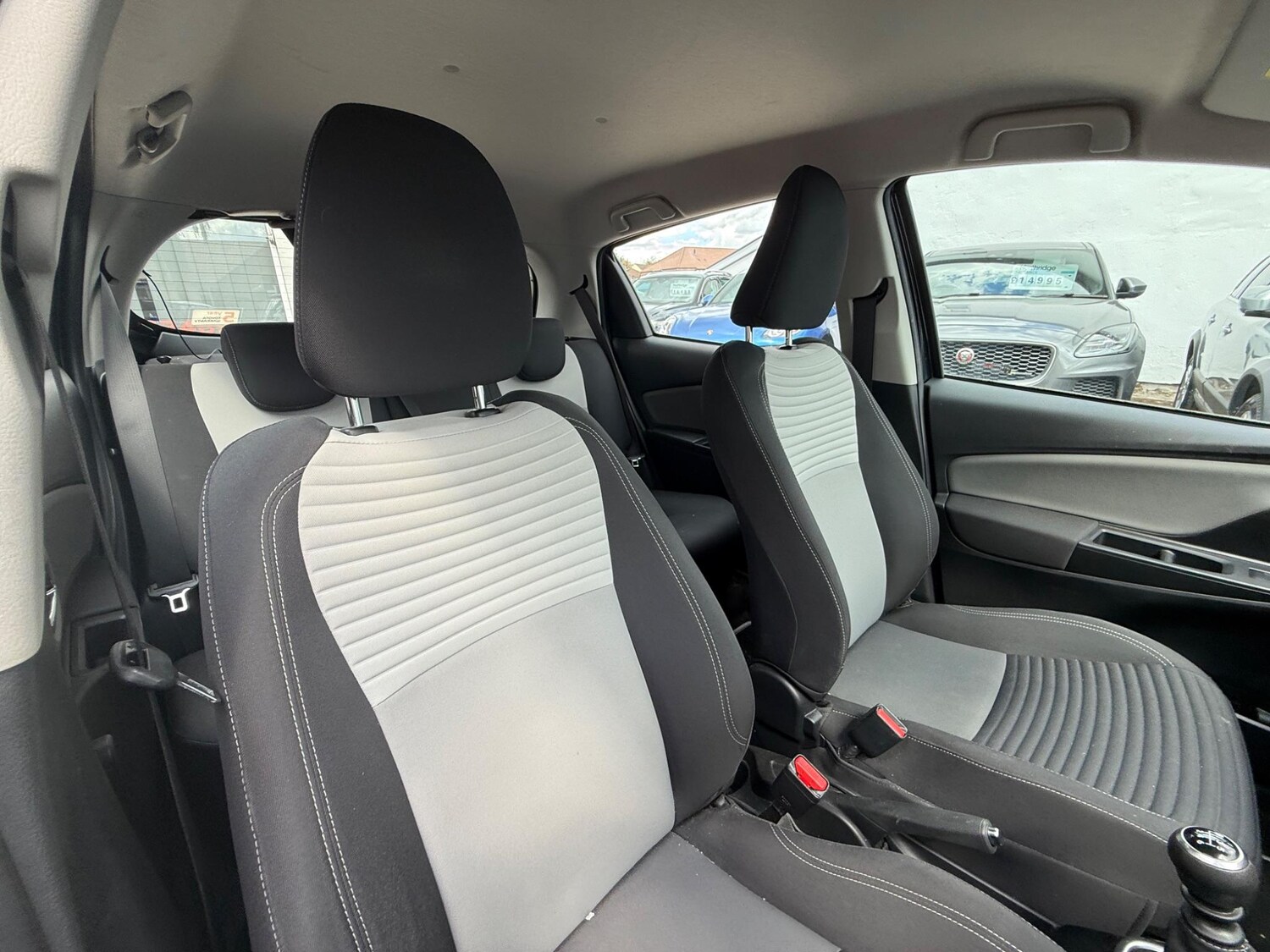 Used Toyota Yaris for sale - 77191834: Photo 19