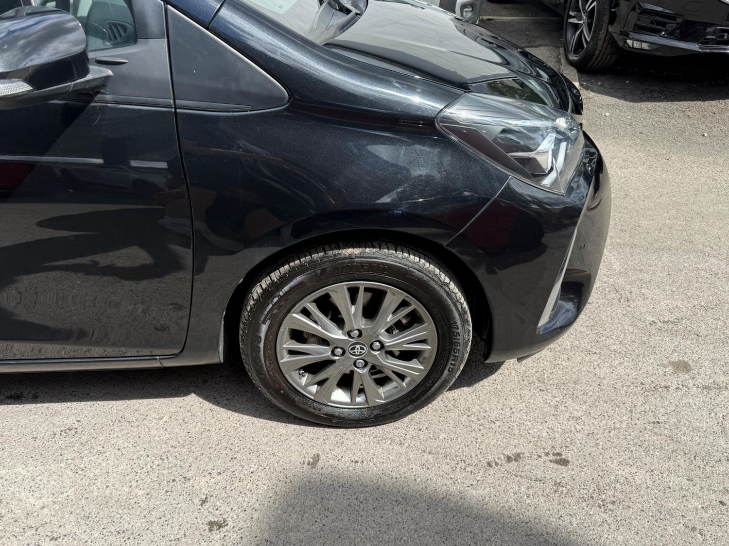 Used Toyota Yaris for sale - 77191834: Photo 4