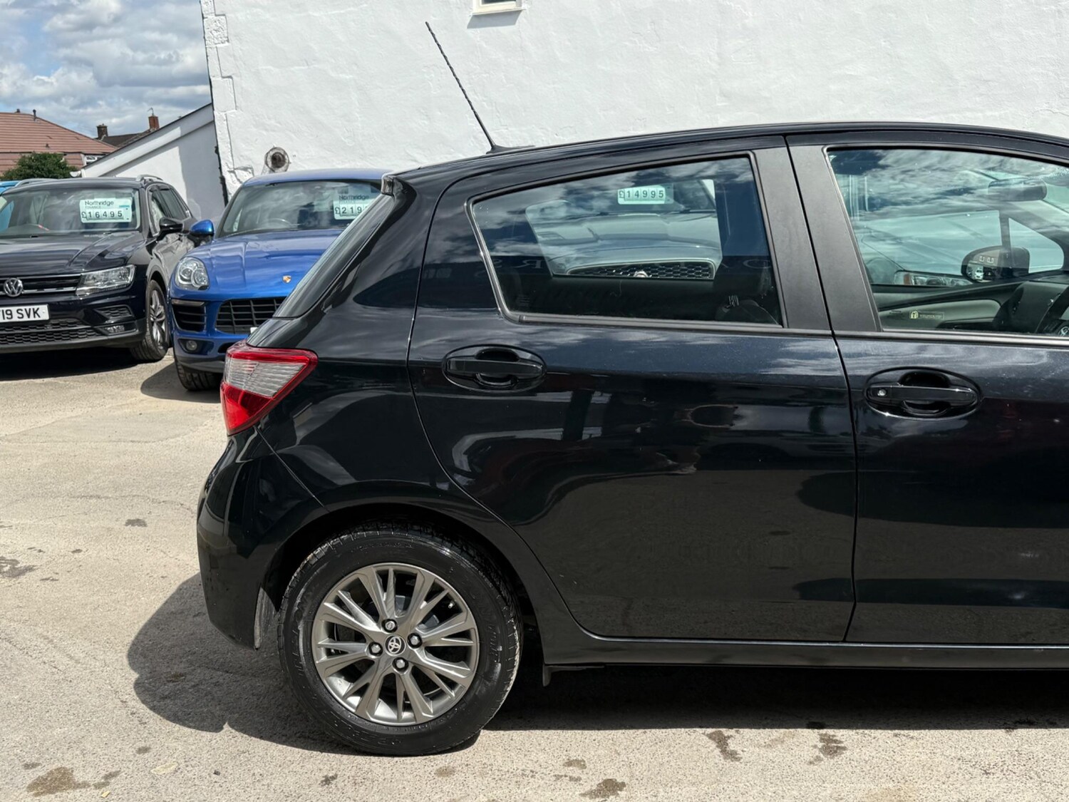 Used Toyota Yaris for sale - 77191834: Photo 6