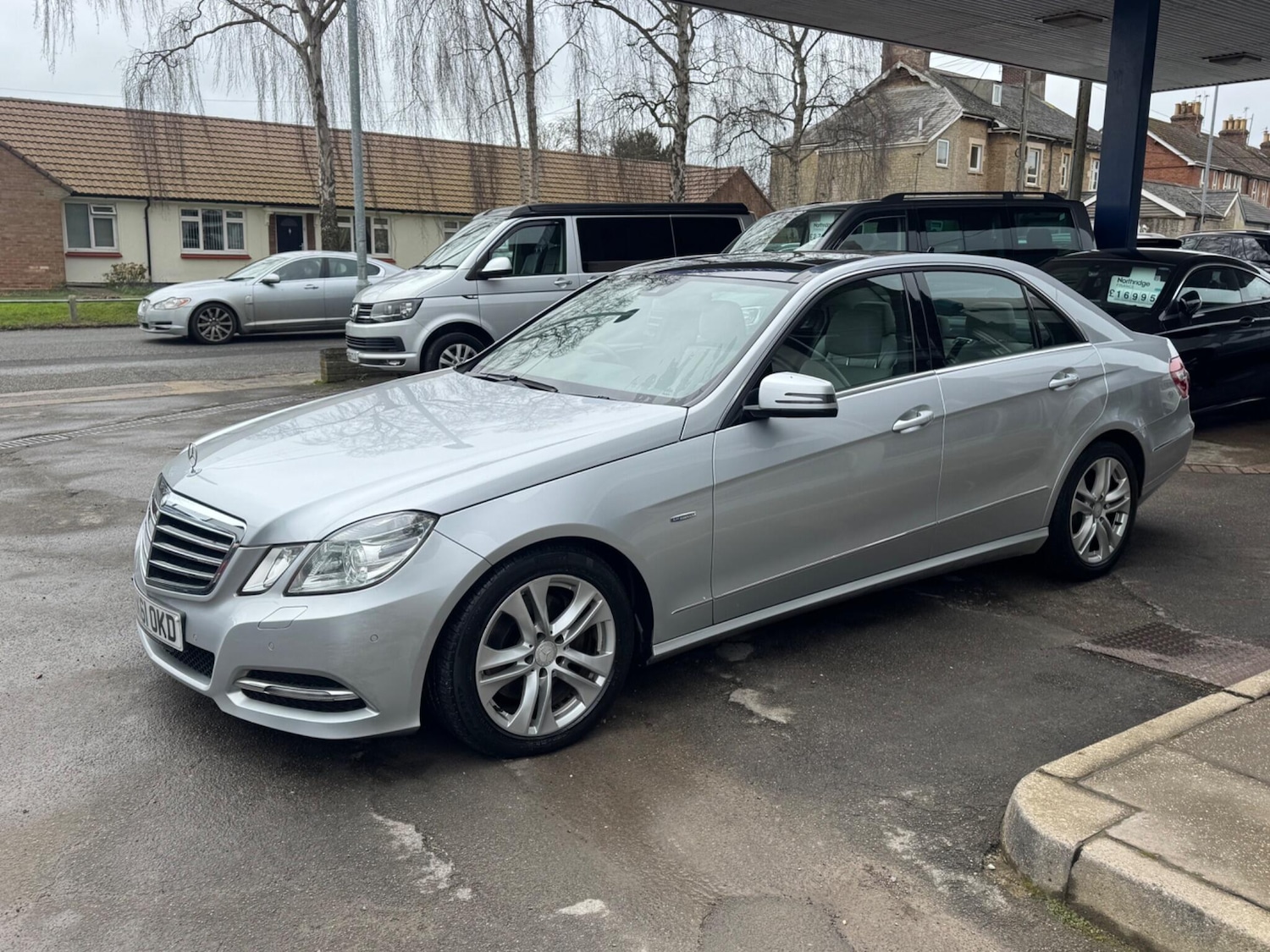 Used Mercedes-Benz E Class for sale - 77853845: Photo 13
