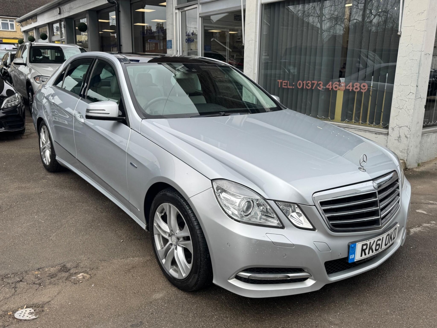 Used Mercedes-Benz E Class for sale - 77853845: Photo 16