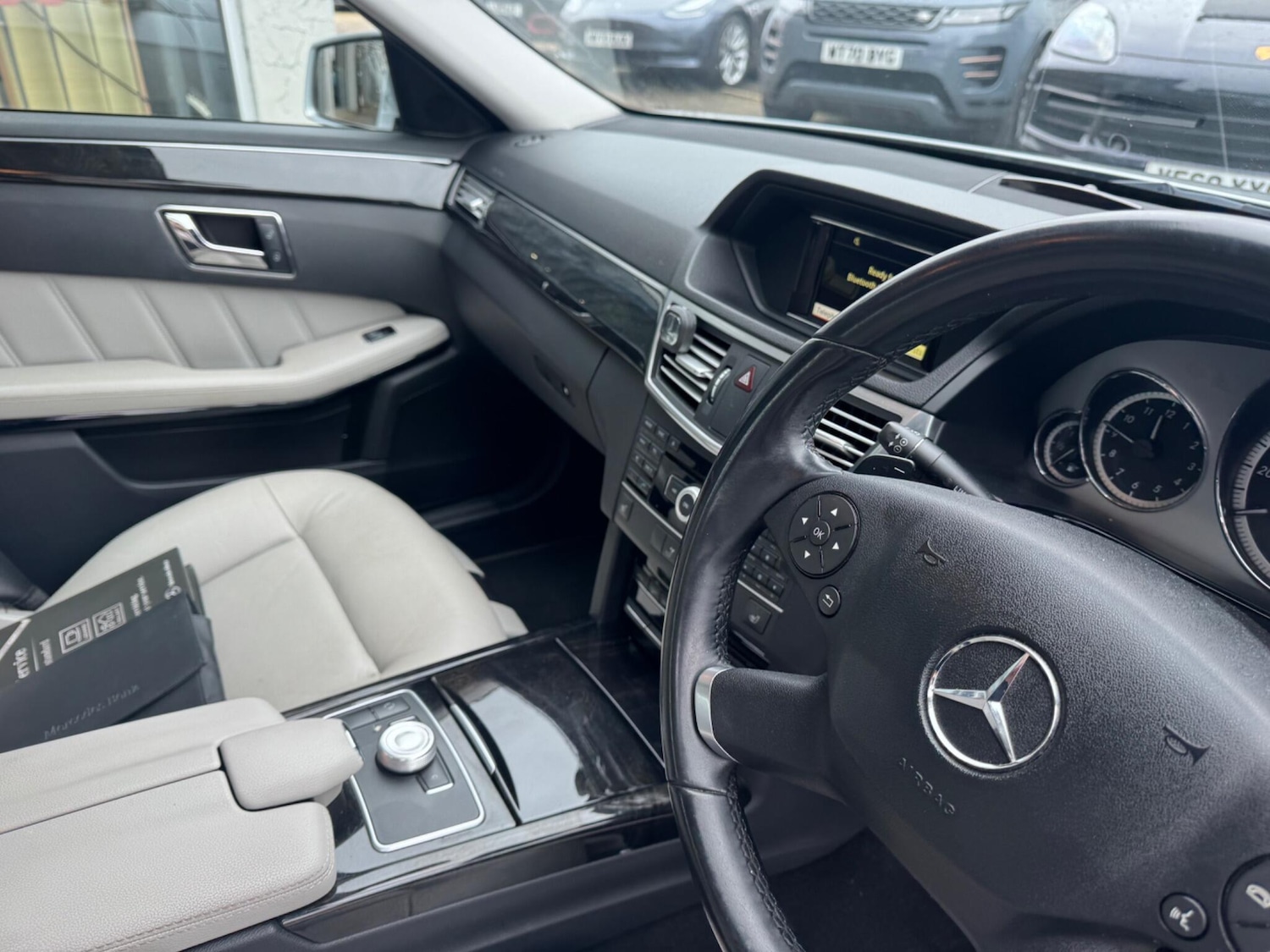 Used Mercedes-Benz E Class for sale - 77853845: Photo 17