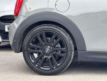 Used MINI Hatch 2020 for sale - 74888002: Photo