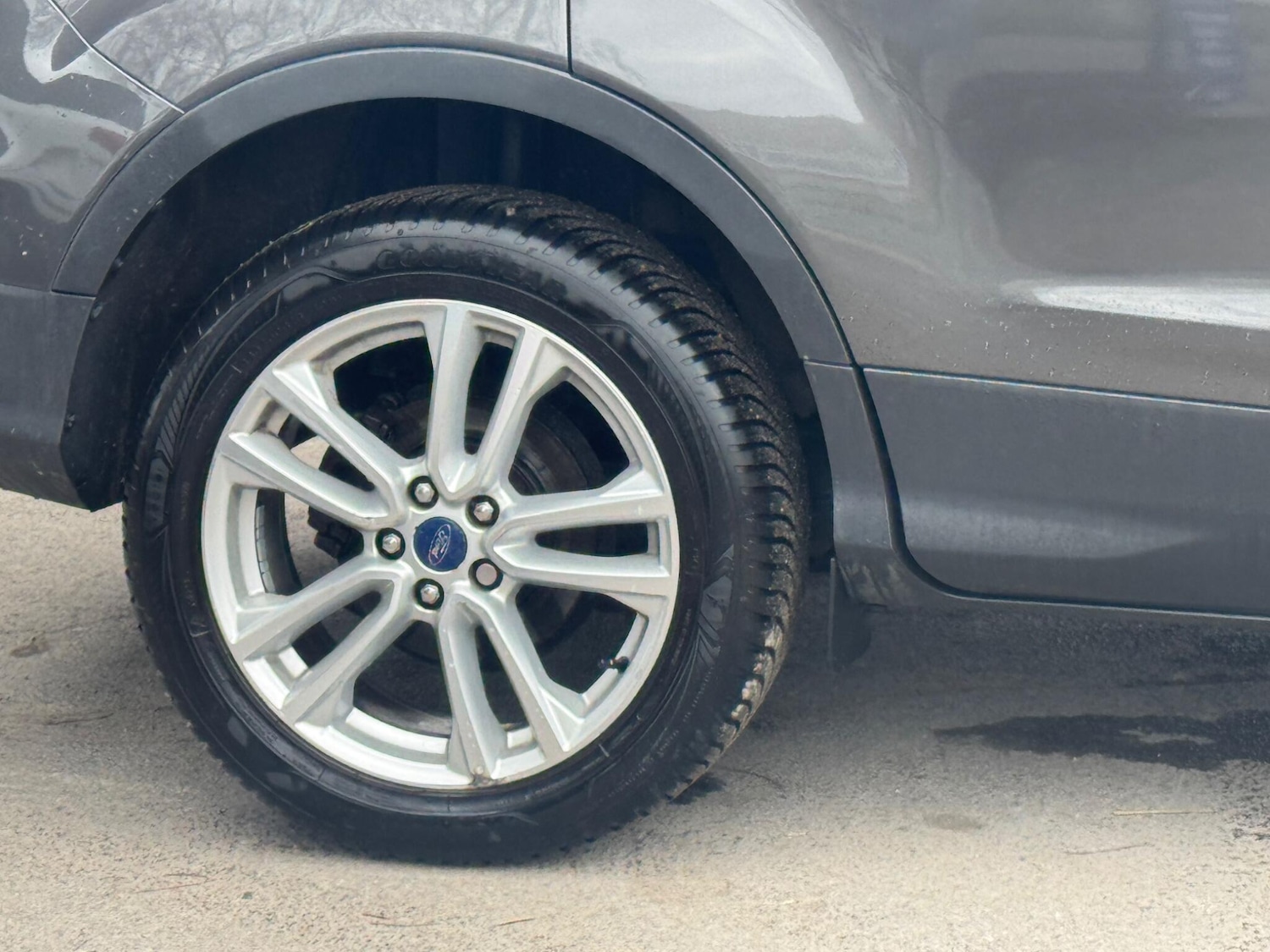 Used Ford Kuga 2015 for sale - 78100075: Photo 4