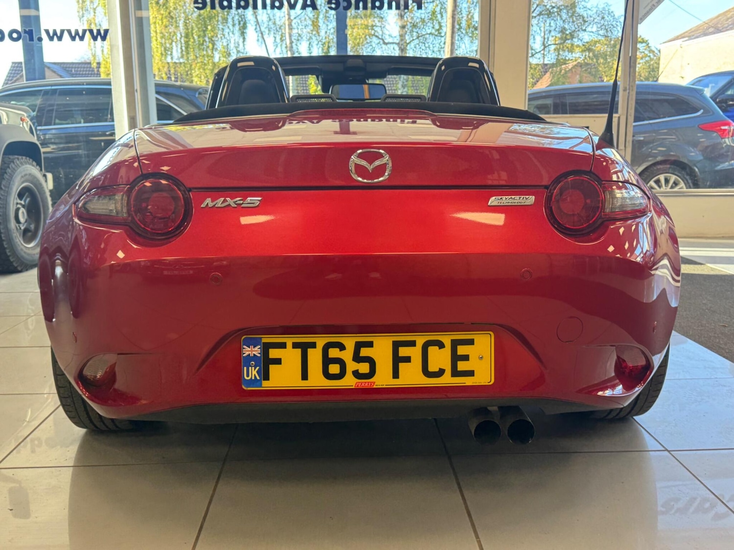 Used Mazda MX-5 2015 for sale - 76377635: Photo 6