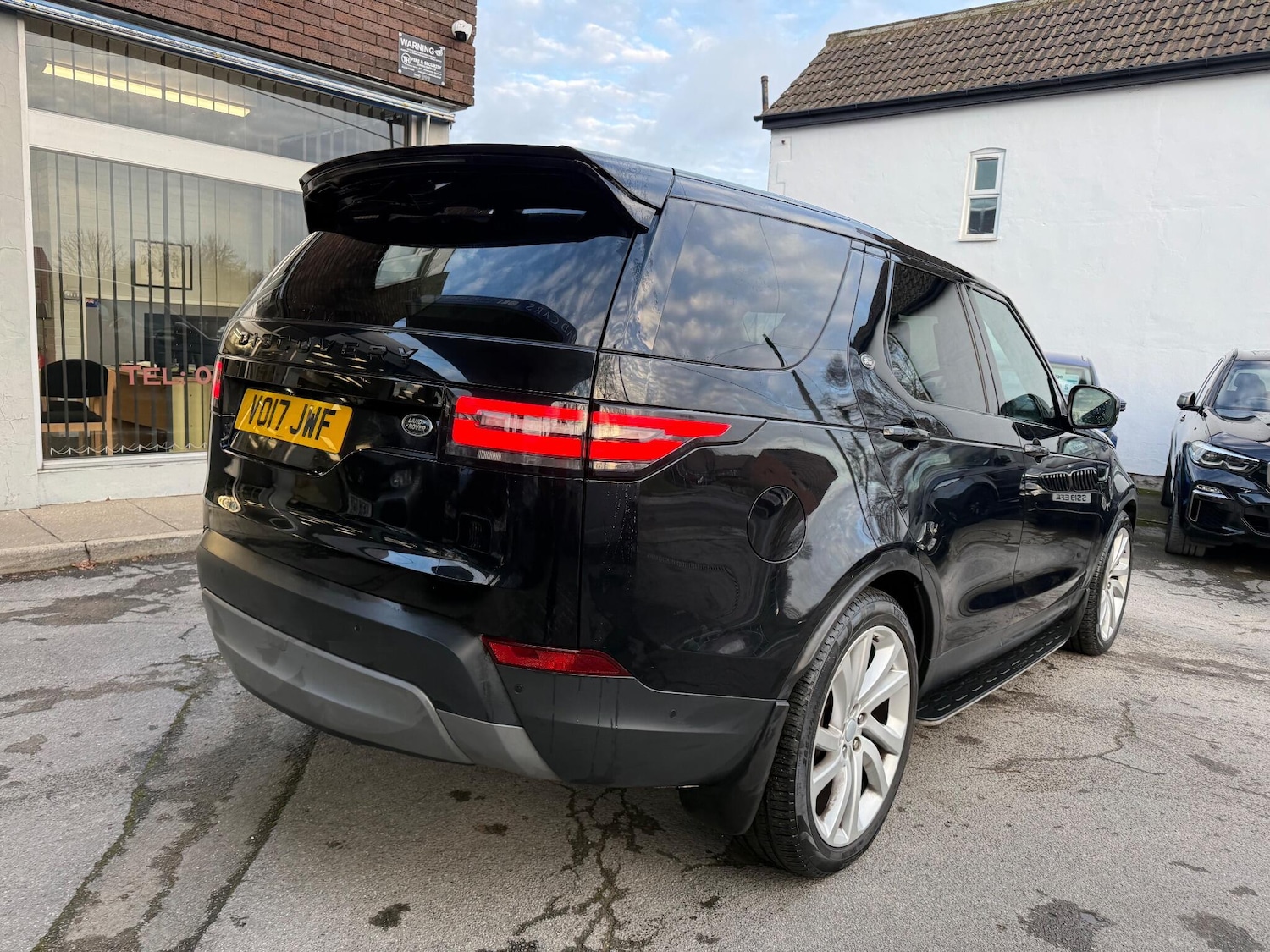 Used Land Rover Discovery 2017 for sale - 76964993: Photo 10