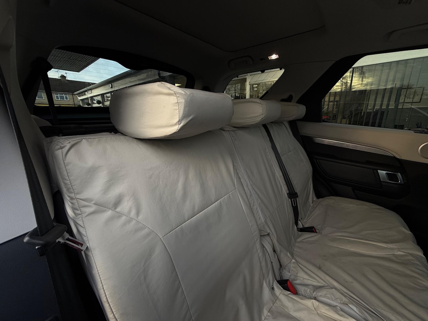 Used Land Rover Discovery 2017 for sale - 76964993: Photo 12