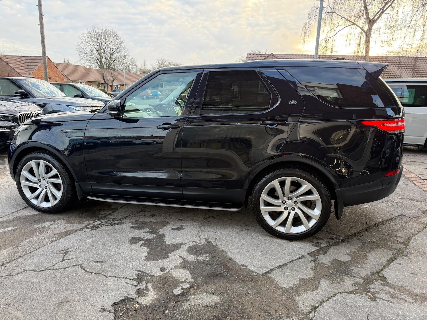 Used Land Rover Discovery 2017 for sale - 76964993: Photo 7