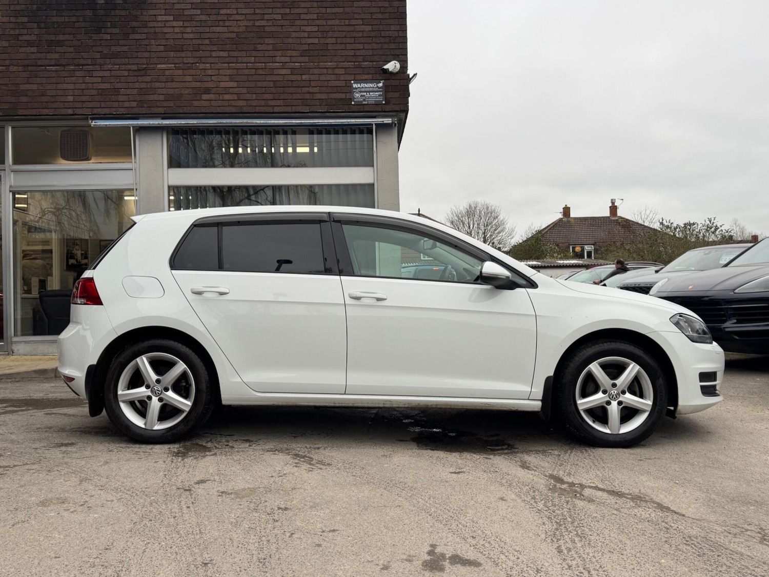 Used Volkswagen Golf 2024 for sale - 77783580: Photo 2