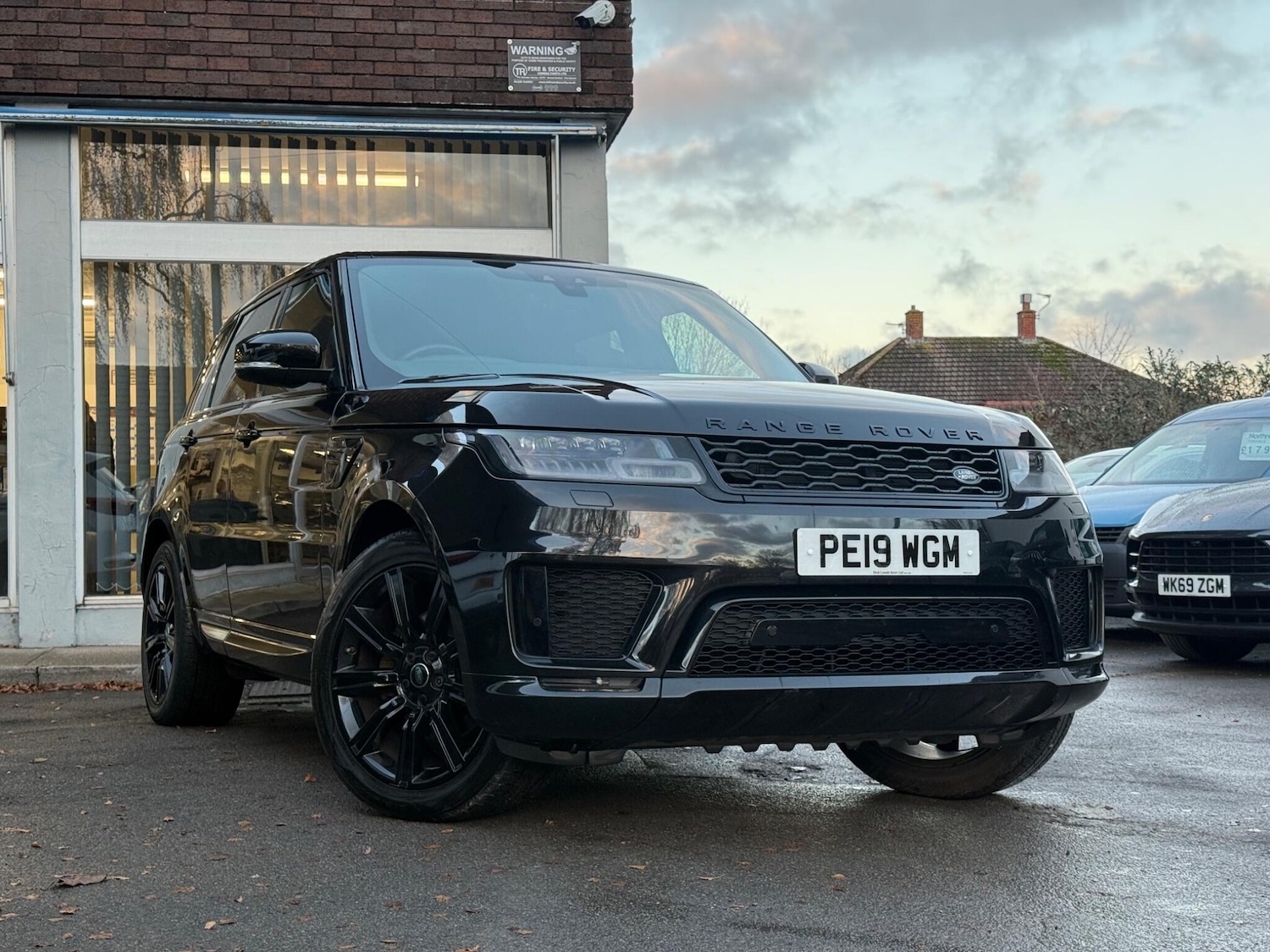 Used Land Rover Range Rover Sport 2019 for sale - 76688951: Photo 1