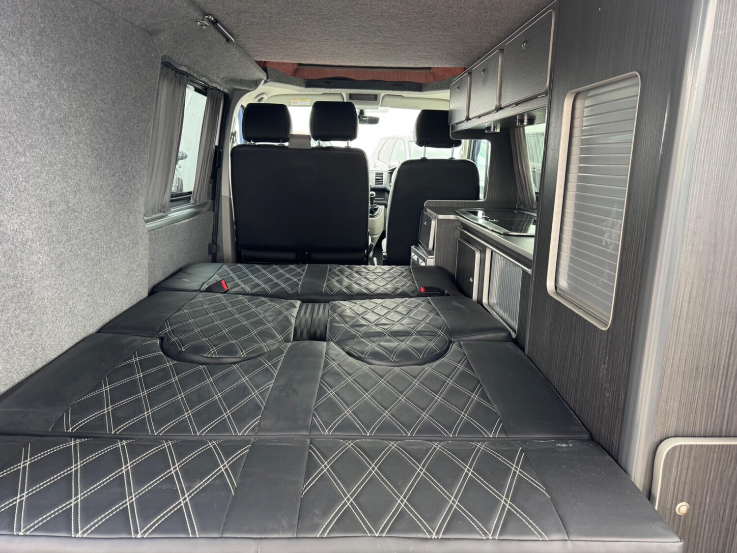 Used Volkswagen Transporter 2016 for sale - 77838458: Photo 11