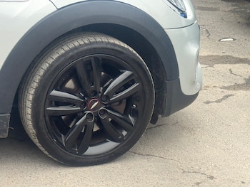 Used MINI Hatch 2019 for sale - 77040155: Photo