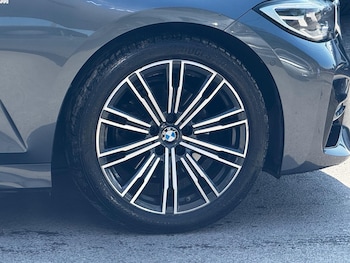 Used BMW 3 Series 2019 for sale - 79235874: Photo