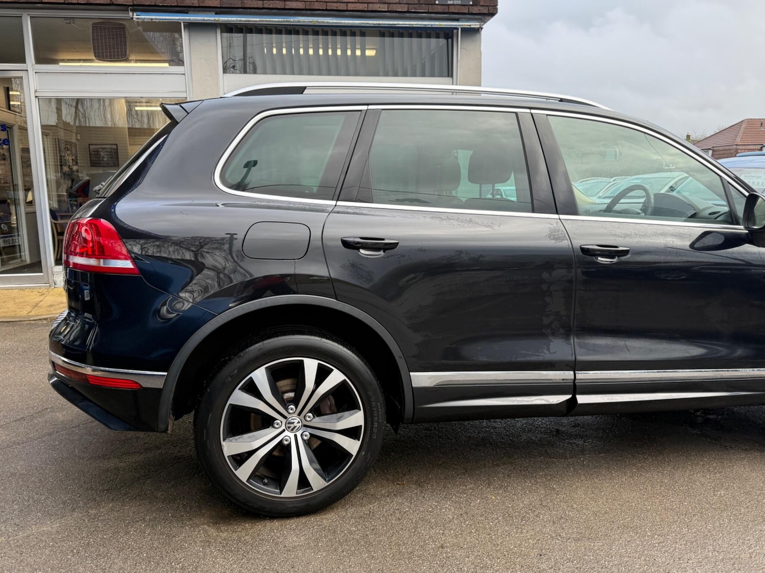 Used Volkswagen Touareg 2014 for sale - 77291057: Photo 20