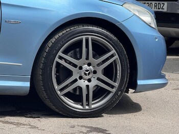 Used Mercedes-Benz E Class 2009 for sale - 78260071: Photo