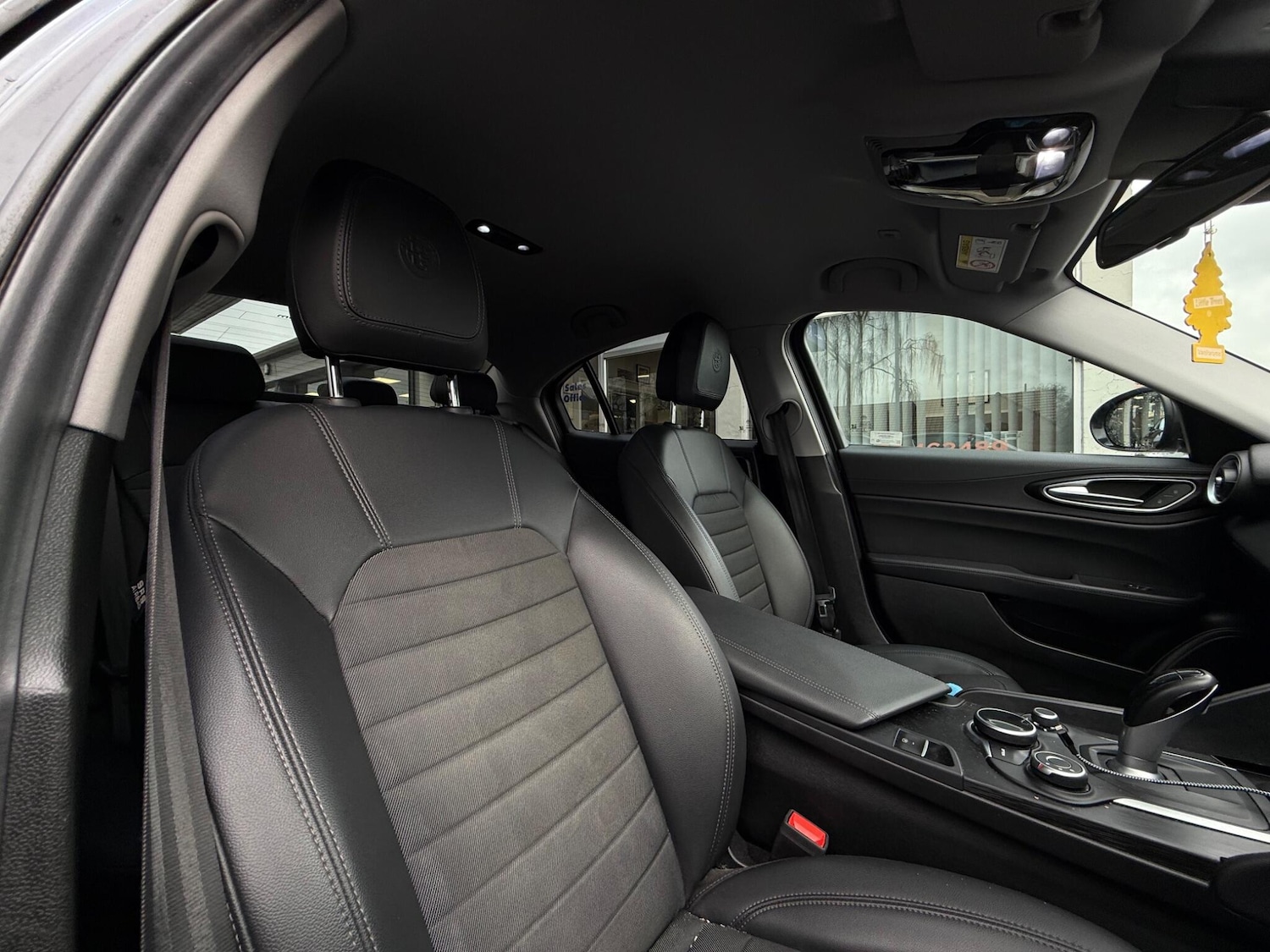 Used Alfa Romeo Giulia 2018 for sale - 77496209: Photo 18