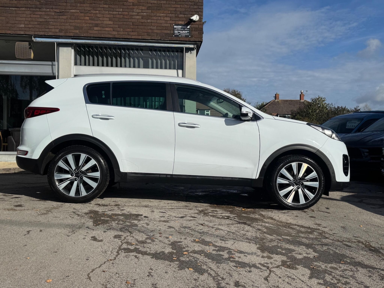 Used Kia Sportage 2018 for sale - 76380681: Photo 2