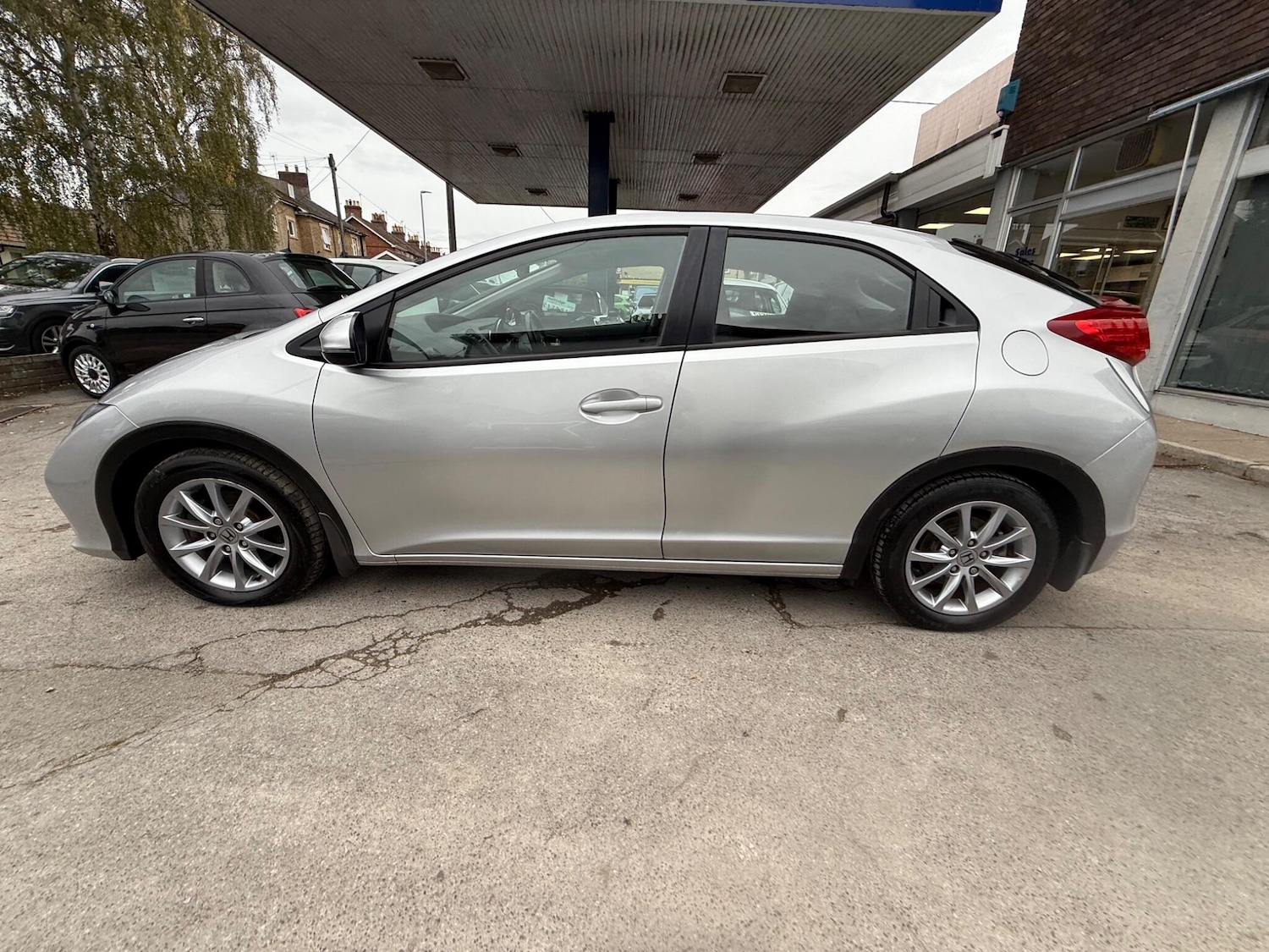 Used Honda Civic 2014 for sale - 76348815: Photo 9