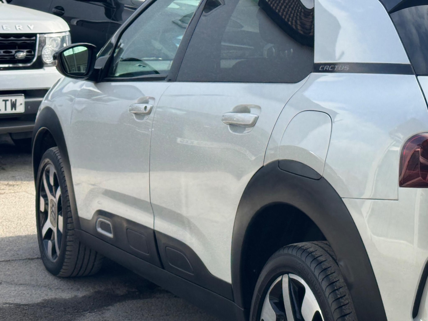 Used Citroen C4 Cactus 2020 for sale - 77670983: Photo 8