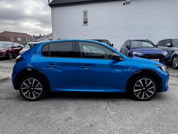 Used Peugeot 208 2023 for sale - 79348373: Photo