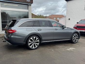 Used Mercedes-Benz E Class 2018 for sale - 78047395: Photo
