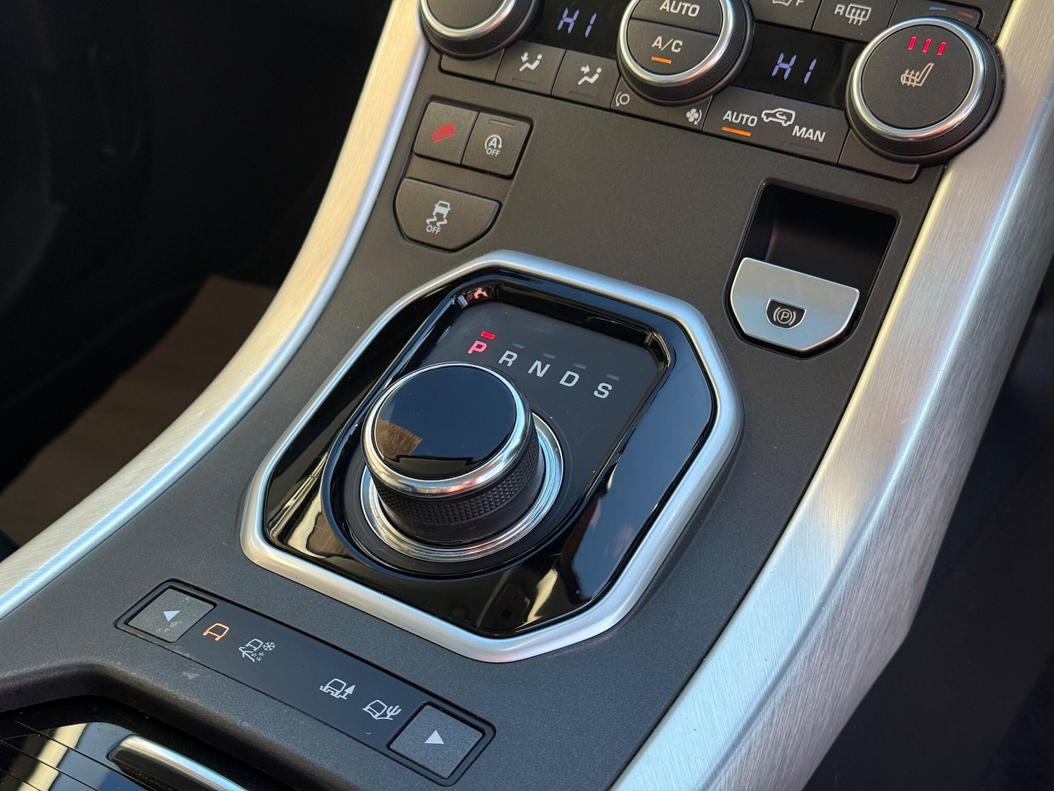 Used Land Rover Range Rover Evoque 2018 for sale - 77109837: Photo 28