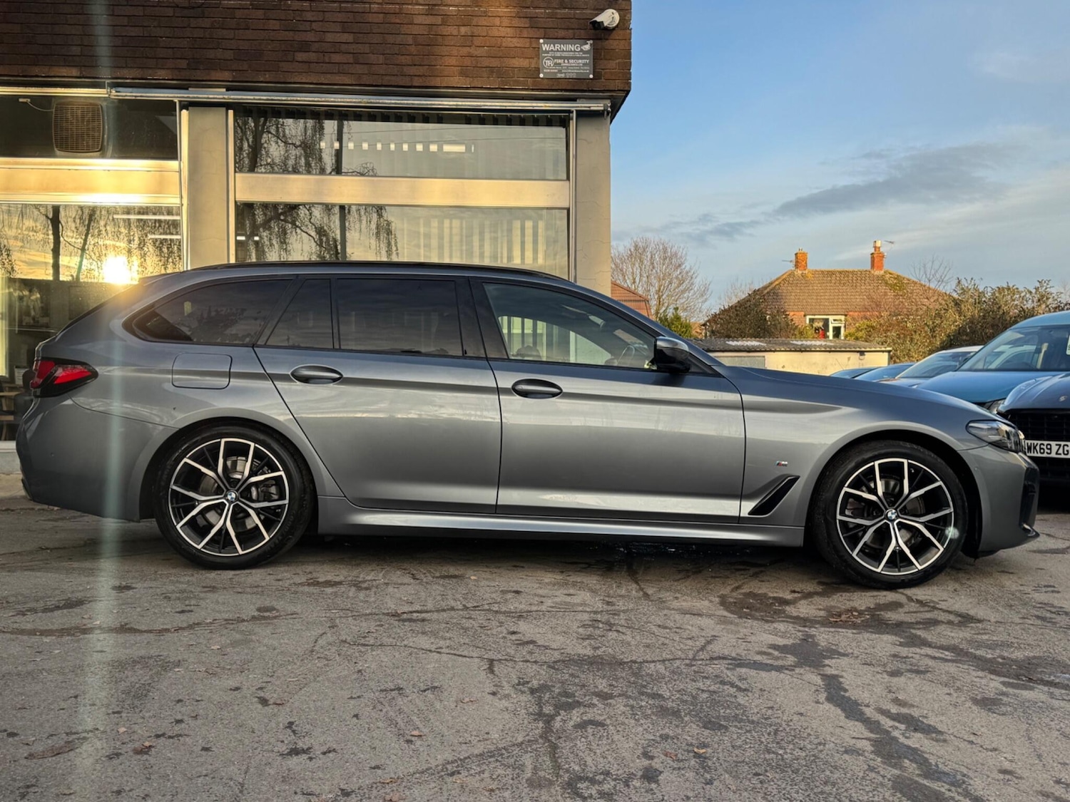 Used BMW 5 Series 2021 for sale - 76714396: Photo 3