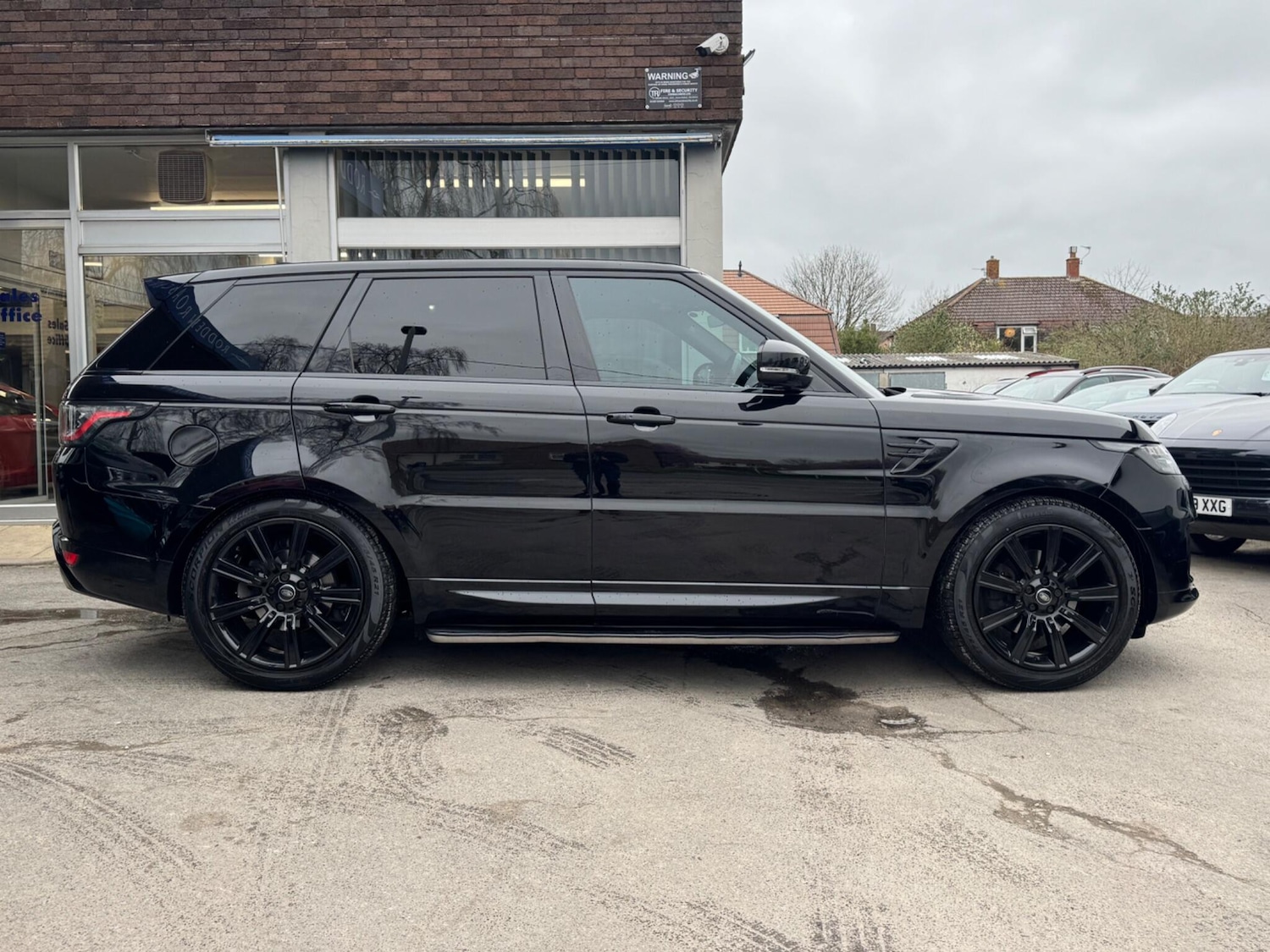 Used Land Rover Range Rover Sport 2018 for sale - 77783579: Photo 2