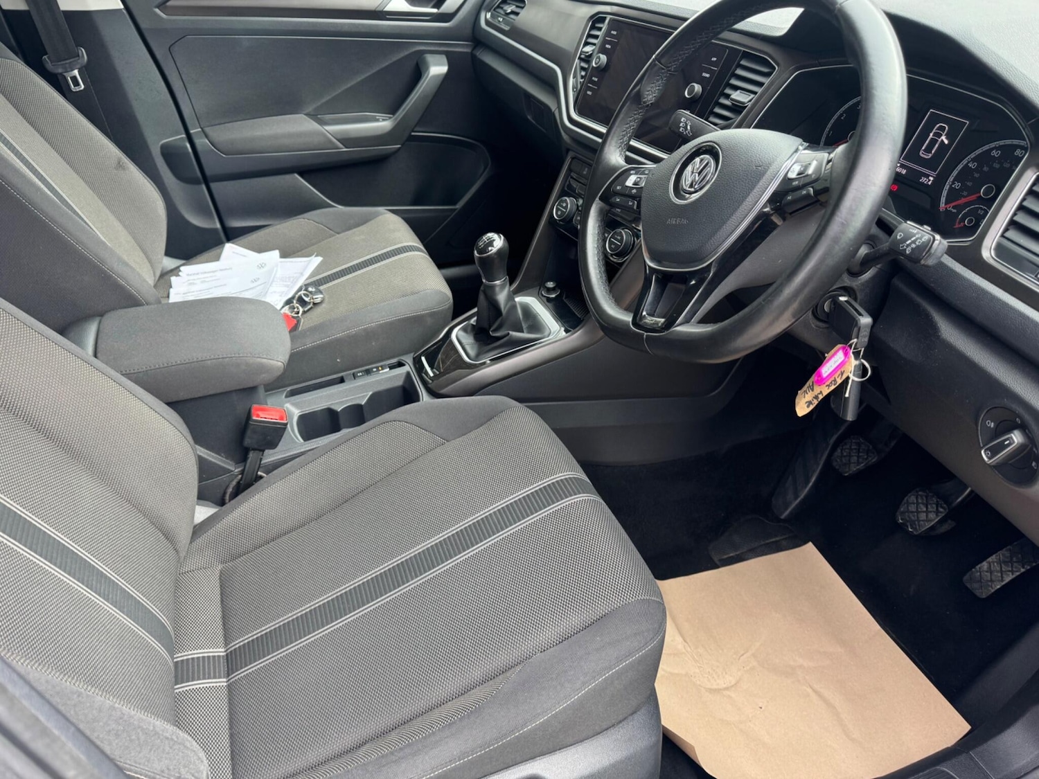 Used Volkswagen T-Roc for sale - 78136252: Photo 19