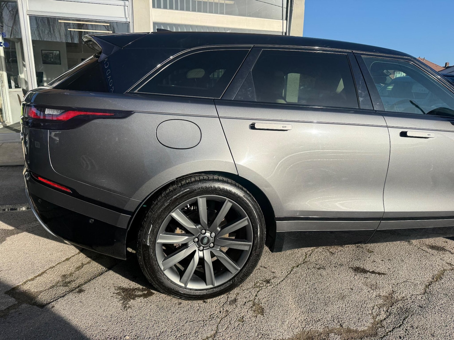 Used Land Rover Range Rover Velar 2018 for sale - 77016743: Photo 16
