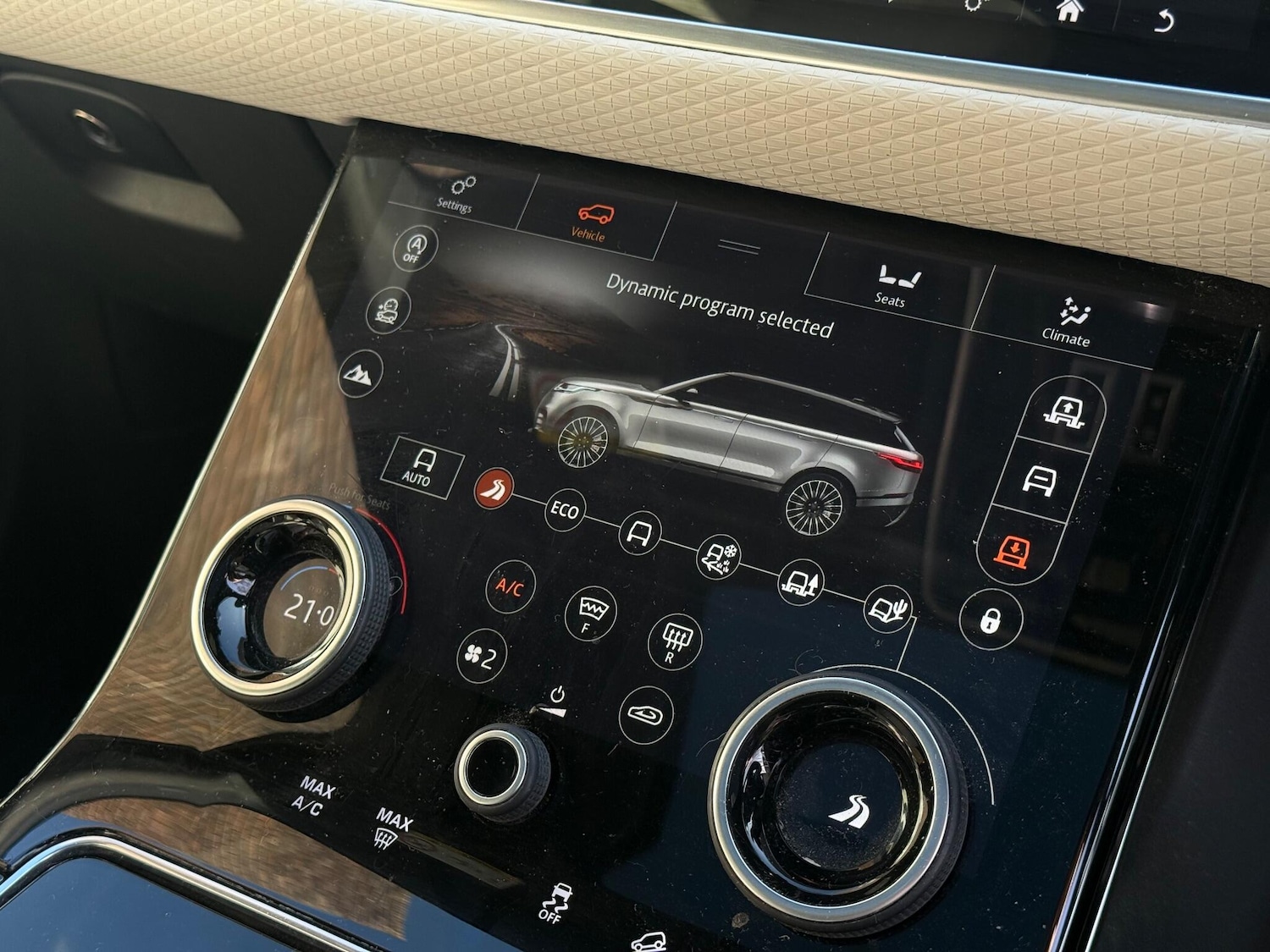 Used Land Rover Range Rover Velar 2018 for sale - 77016743: Photo 23