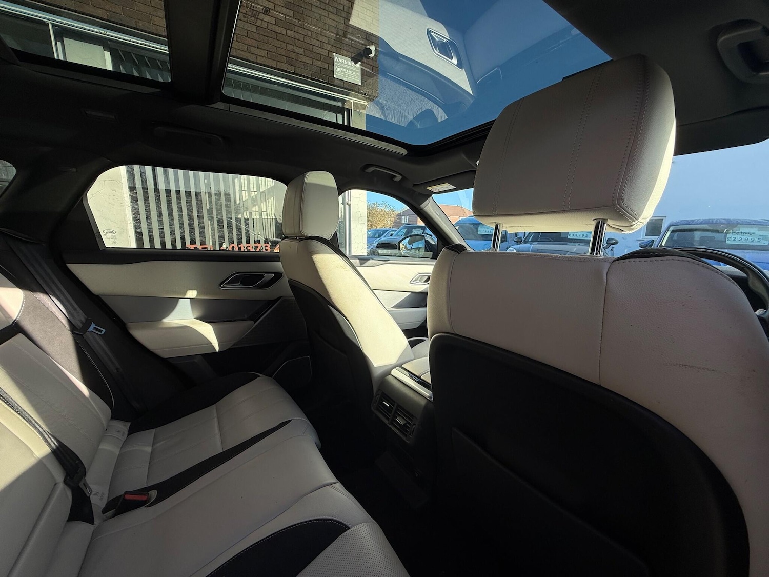 Used Land Rover Range Rover Velar 2018 for sale - 77016743: Photo 9