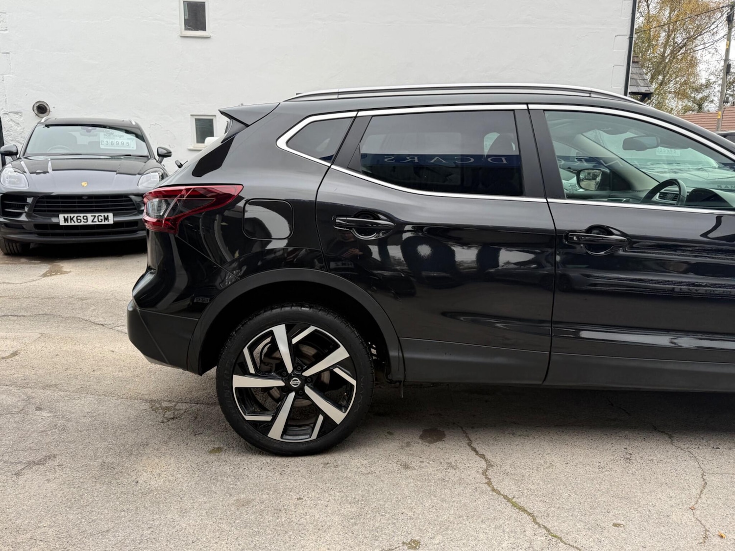 Used Nissan Qashqai for sale - 76472736: Photo 26