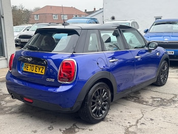 Used MINI Hatch 2020 for sale - 77040739: Photo