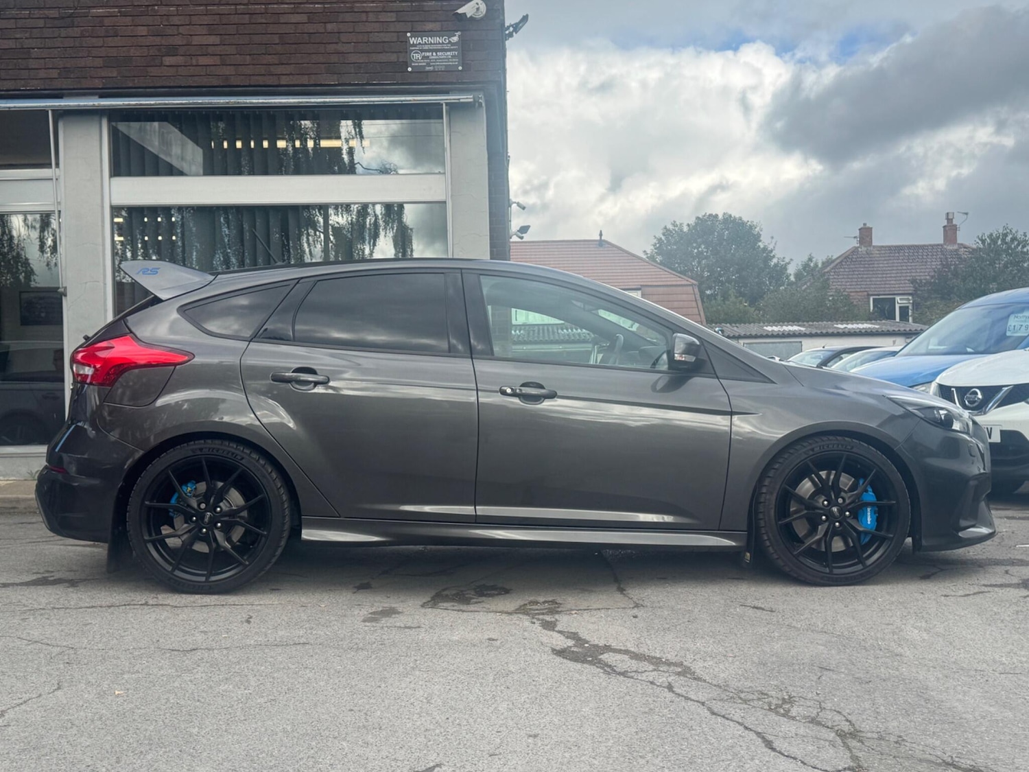 Used Ford Focus for sale - 76765929: Photo 2