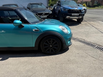 Used MINI Convertible 2016 for sale - 76993936: Photo