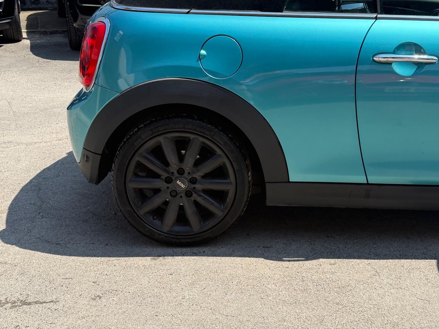 Used MINI Convertible 2016 for sale - 76993936: Photo 4