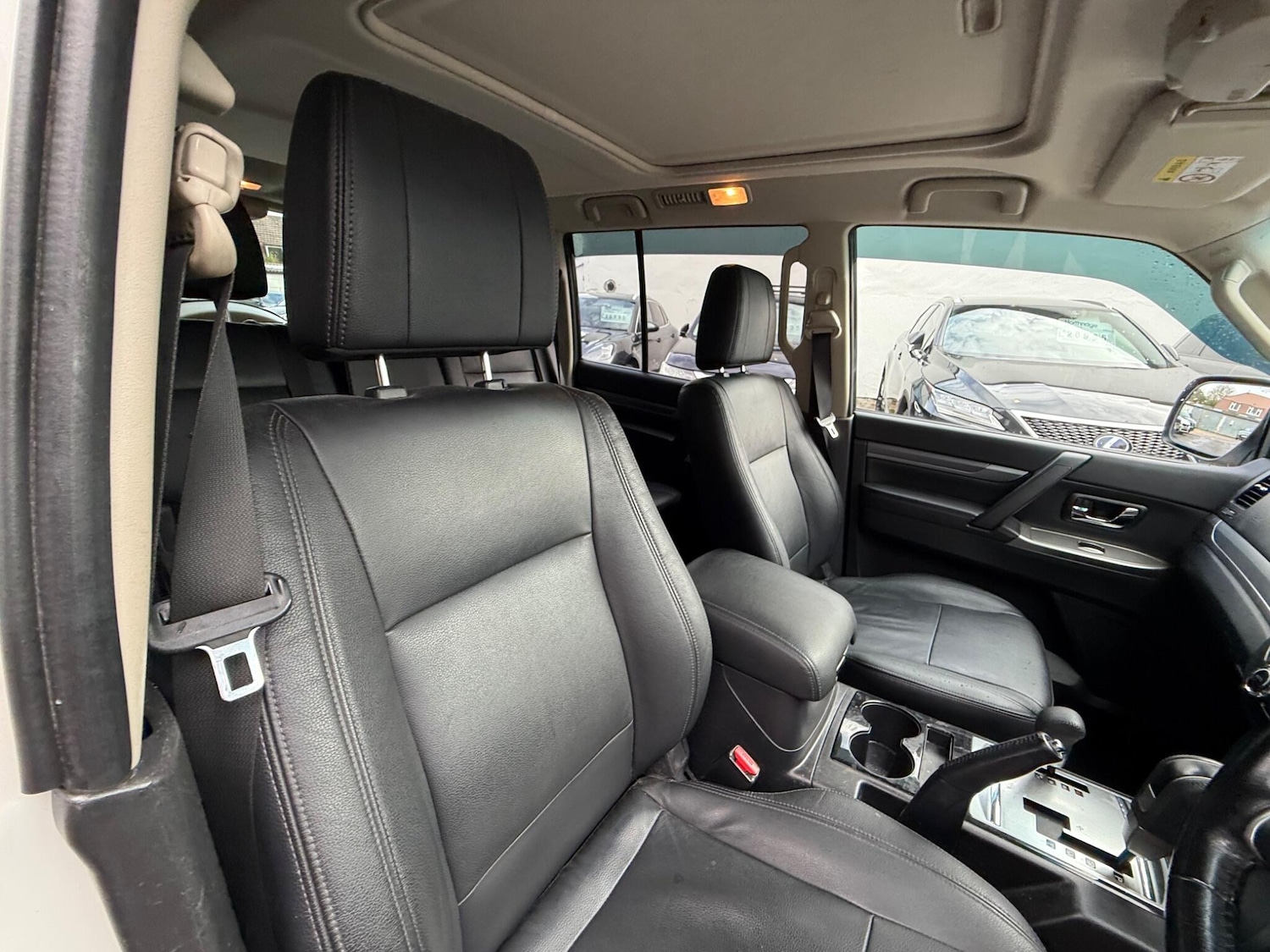 Used Mitsubishi Shogun 2018 for sale - 76456882: Photo 19