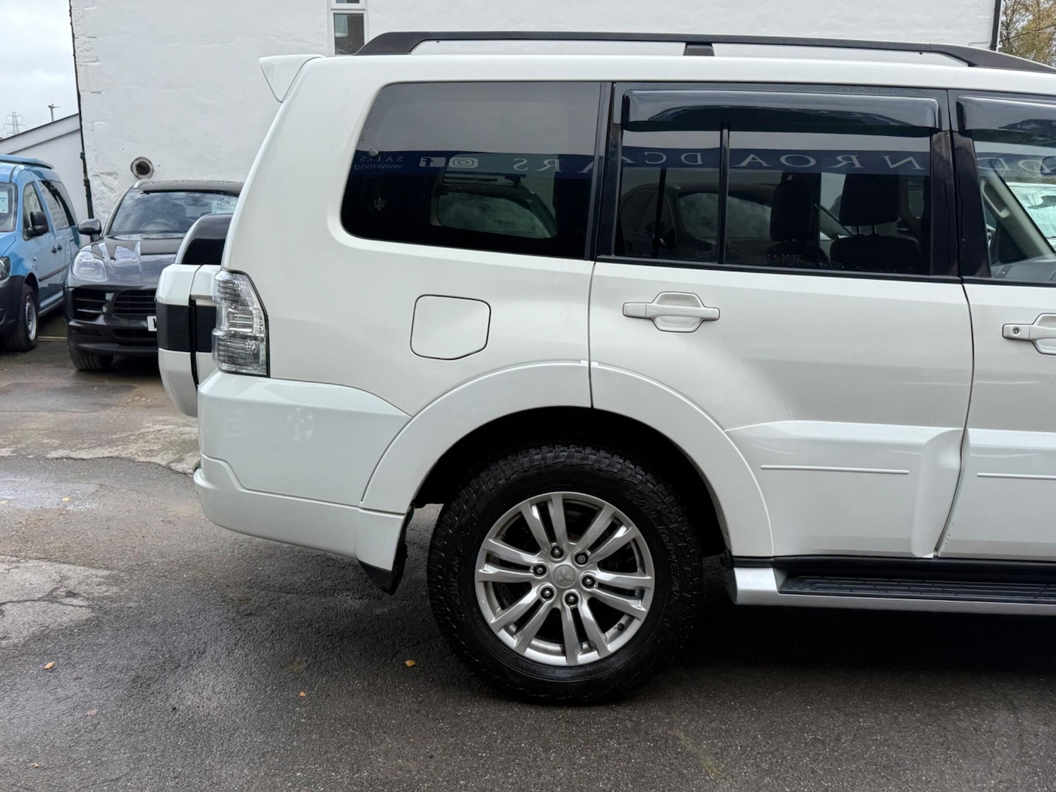 Used Mitsubishi Shogun 2018 for sale - 76456882: Photo 5