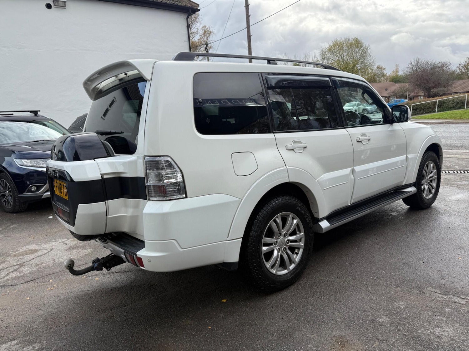 Used Mitsubishi Shogun 2018 for sale - 76456882: Photo 9