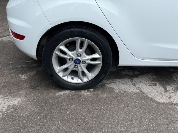 Used Ford Fiesta 2016 for sale - 75769831: Photo 8