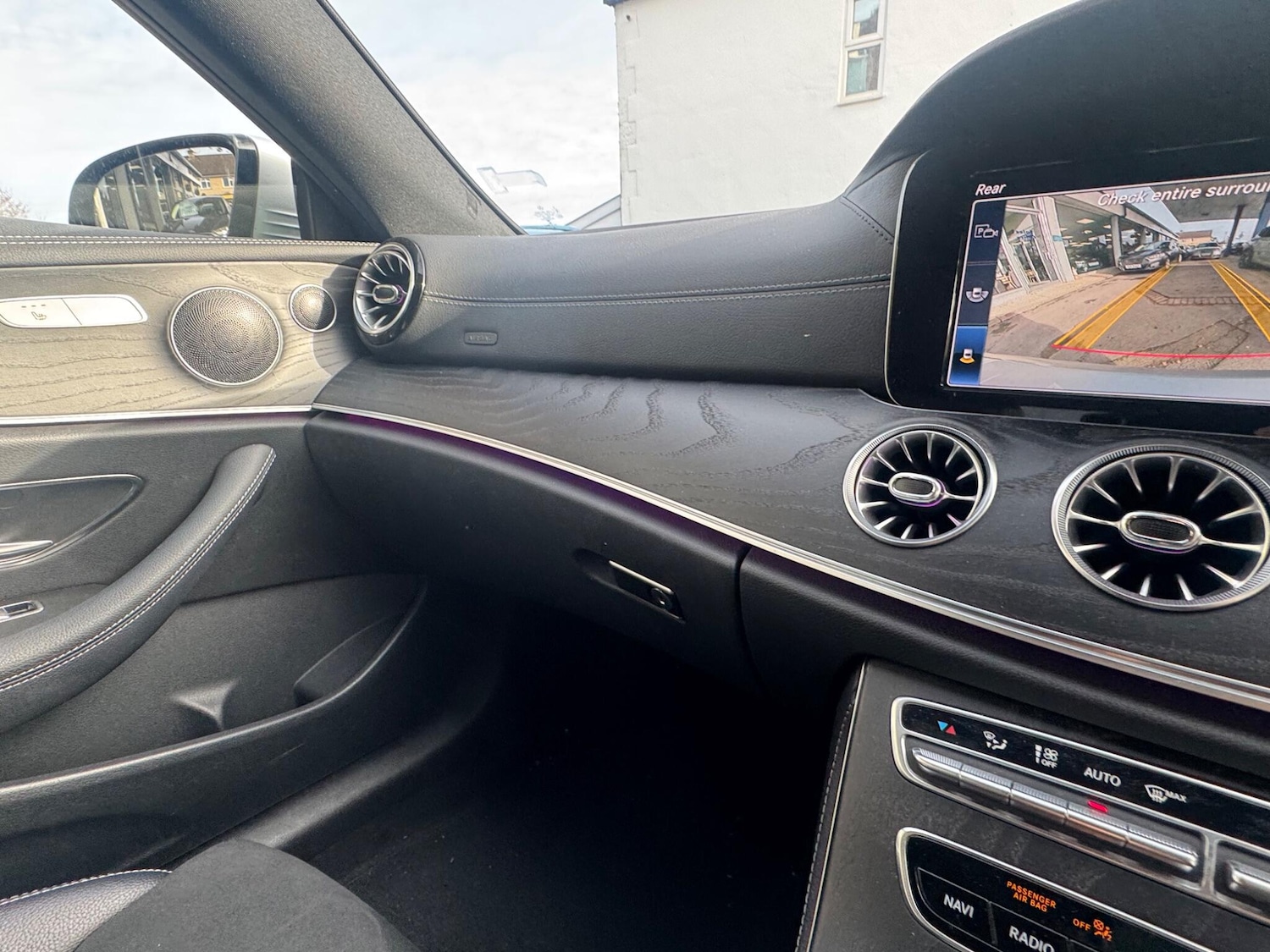 Used Mercedes-Benz E Class 2018 for sale - 76715009: Photo 22